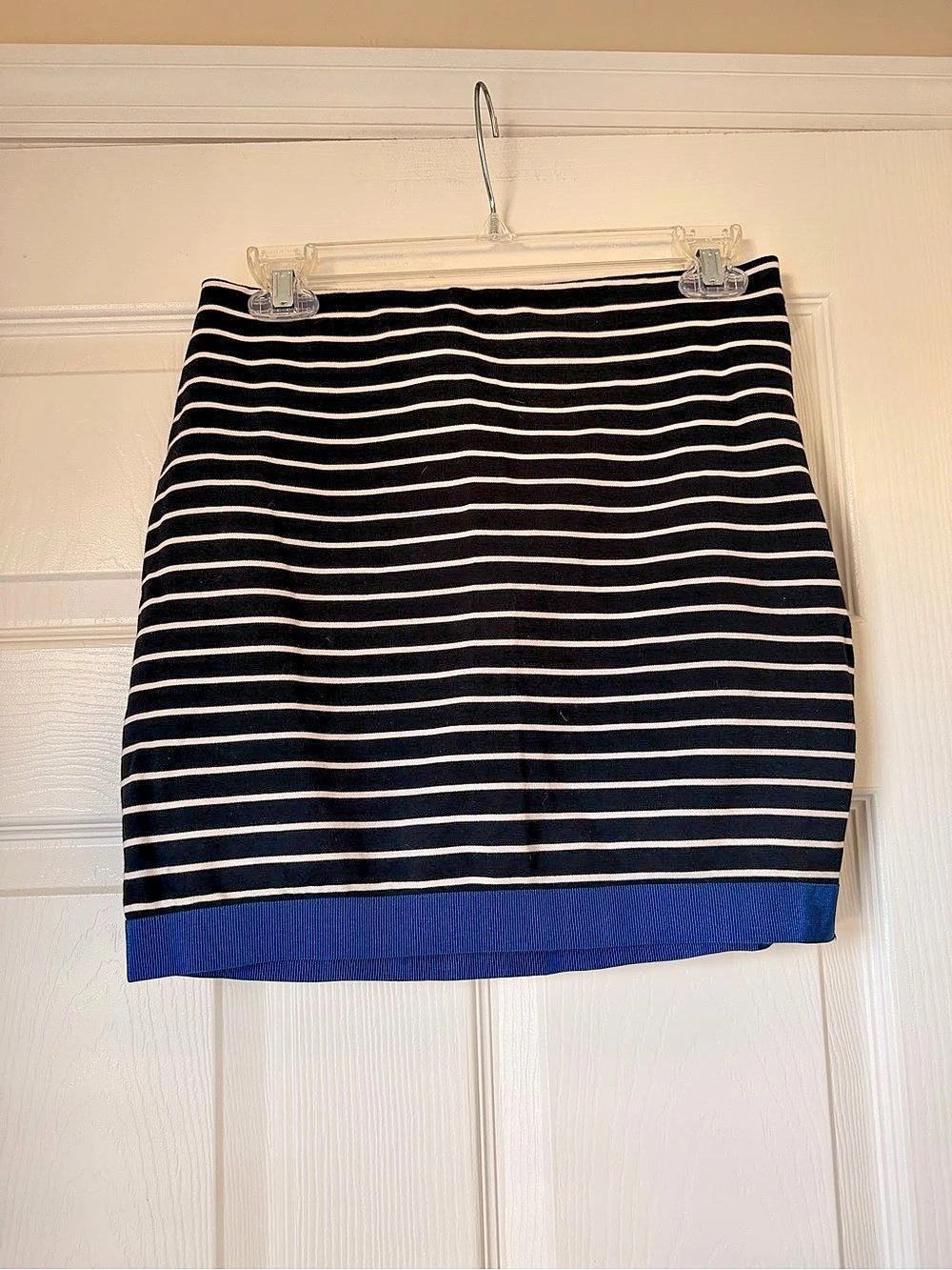 Ann Taylor Striped Mini Skirt in Black & Blue Size 2 Like New